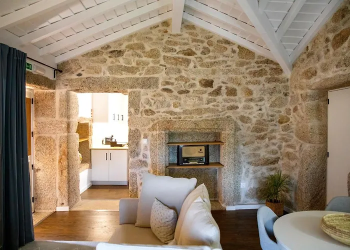 Primitiva - Casas De Selim * Arcos de Valdevez